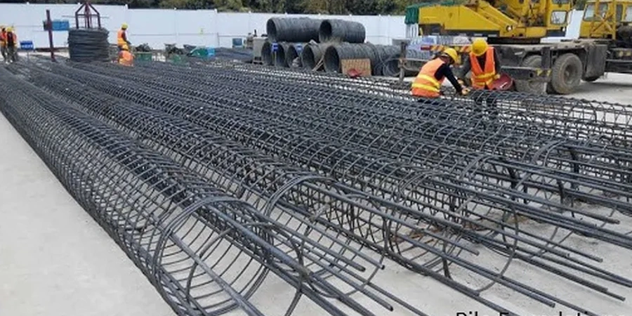 Diseño de Fundaciones en Pilotes para Suelos Salinos y Sísmicos de Antofagasta